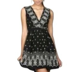 Anna Sui for Target Silk Black White Geometric Wrap Mini Dress Small Boho Chic